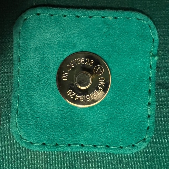 ANGEL JACKSON RARE VINTAGE - Uk Designer green Suede shoulder bag - Picture 3 of 6